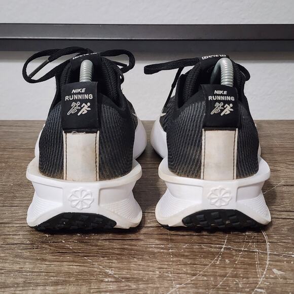 Nike Interact Run (FD2291-001) Men's Running Size Sneakers Size 8 Black - Picture 4 of 9